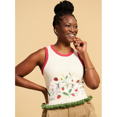 Disney Winnie The Pooh Floral Strawberry Crop débardeur Top - Import Septembre 202534008893_hi?$productMainDesktop$&fmt=auto1234