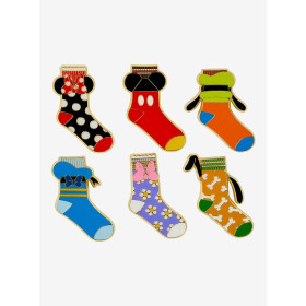 Loungefly Disney Mickey and Friends chaussettes Blind Box Enamel Pin - Import Décembre 202534923143_hi?$productMainDesktop$&fmt