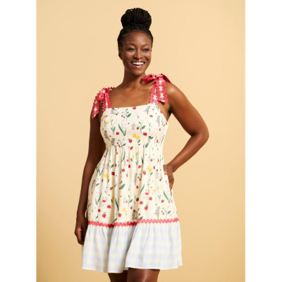 Disney Winnie l'Ourson Strawberry Tie Robe - Préco Juin 202533998614_hi?$productMainDesktop$&fmt=auto1234533998614