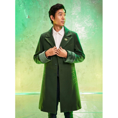 Our Universe Wicked Oz Emerald City Coat Our Universe Exclusive - Préco Juin 202532367769_hi?$productMainDesktop$&fmt=auto123453