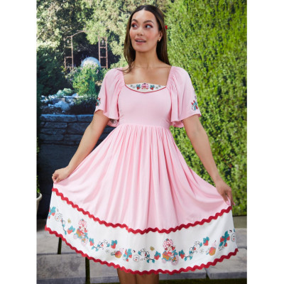 Strawberry Shortcake brodé Midi Robe - Préco Juin 202533619870_hi?$productMainDesktop$&fmt=auto1234533619870