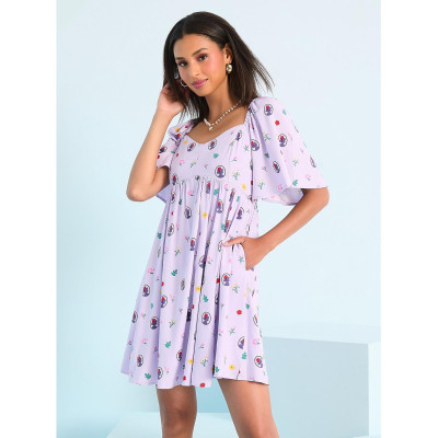 Studio Ghibli® Kiki's Delivery Service Floral AOP Smock Robe - Import Août 202534115915_hi?$productMainDesktop$&fmt=auto1234534